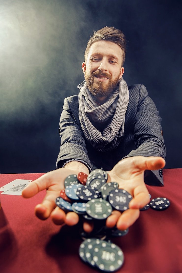 Ilustrasi keamanan siber dan proteksi data pengguna omotogel